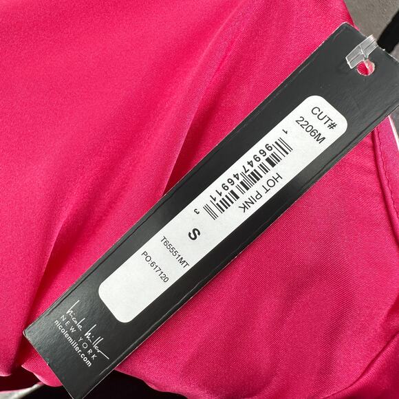 Nicole Miller Halter Tank Top Size S Pink Satin Scoop Neck Pullover Lightweight - Picture 9 of 9